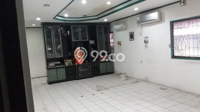 Jual Gudang di , Luas 1216m2m², Area Komersial, Akses Strategis Jual Gudang di , Luas 1216m2m², Area Komersial, Akses Strategis
