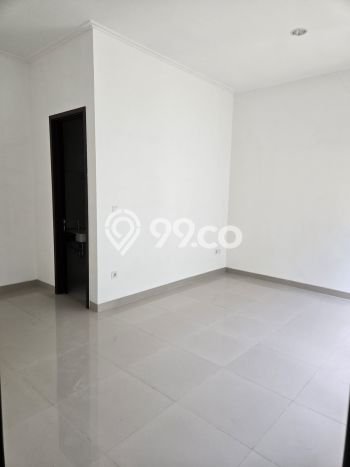 Rumah Elit Modern Tanpa Renovasi di Pantai Indah Kapuk Jakarta Utara Rumah Elit Modern Tanpa Renovasi di Pantai Indah Kapuk Jakarta Utara