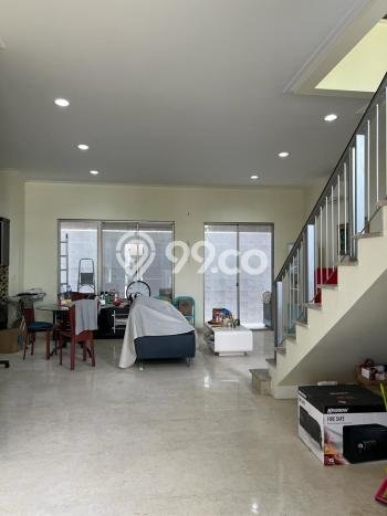 Hunian Elit LB 250m2 Siap Pakai Desain Elegan di Pantai Indah Kapuk, Jakarta Utara Hunian Elit LB 250m2 Siap Pakai Desain Elegan di Pantai Indah Kapuk, Jakarta Utara