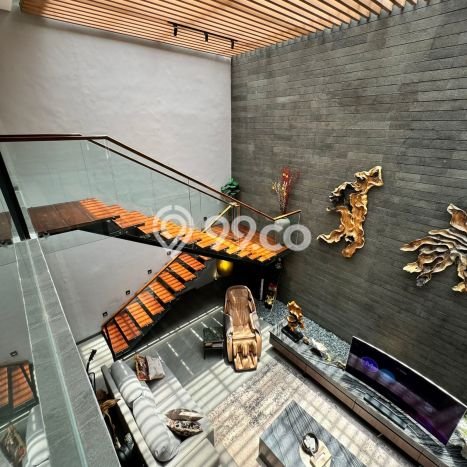 Rumah Luxury Dijual di Tangerang Fasilitas Lengkap Rumah Luxury Dijual di Tangerang Fasilitas Lengkap