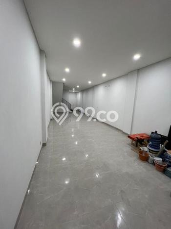 AREA PROSPEKTIF! Ruko Kawasan Pluit, Luas 400m², Pusat Bisnis AREA PROSPEKTIF! Ruko Kawasan Pluit, Luas 400m², Pusat Bisnis