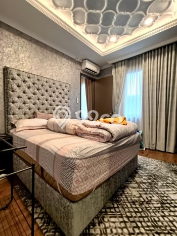 Rumah Mewah LB 262m2 Siap Pakai Desain Elegan di BSD City, Tangerang Rumah Mewah LB 262m2 Siap Pakai Desain Elegan di BSD City, Tangerang