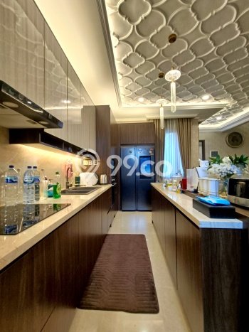 Rumah Mewah LB 262m2 Siap Pakai Desain Elegan di BSD City, Tangerang Rumah Mewah LB 262m2 Siap Pakai Desain Elegan di BSD City, Tangerang