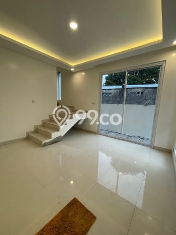 Rumah Strategis di BSD, Tangerang, Luas 70m² LB 90m² - BISA KPR! Rumah Strategis di BSD, Tangerang, Luas 70m² LB 90m² - BISA KPR!