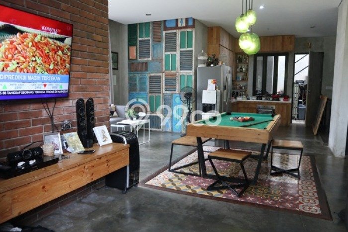 Dijual Rumah Mewah Exclusive di Serpong, Tangerang Selatan Dijual Rumah Mewah Exclusive di Serpong, Tangerang Selatan