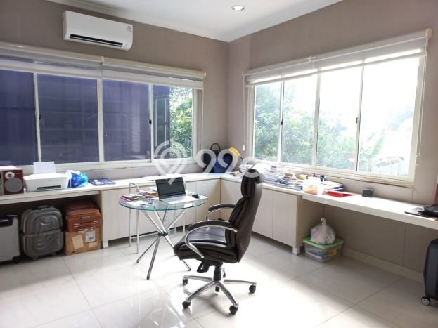 Rumah Elit Modern Siap Huni di Gading Serpong Tangerang Rumah Elit Modern Siap Huni di Gading Serpong Tangerang