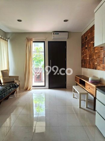 Dijual Hunian Rumah Terawat 3 KT di BSD, Tangerang Dijual Hunian Rumah Terawat 3 KT di BSD, Tangerang
