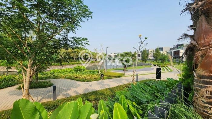 Jual Rumah Luas Elegan Dengan View Cantik di BSD City, Tangerang Jual Rumah Luas Elegan Dengan View Cantik di BSD City, Tangerang