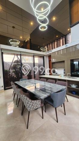 Jual Rumah Luas Elegan Dengan View Cantik di BSD City, Tangerang Jual Rumah Luas Elegan Dengan View Cantik di BSD City, Tangerang