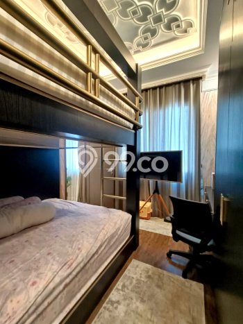 Rumah Mewah LB 262m2 Siap Pakai Desain Elegan di BSD City, Tangerang Rumah Mewah LB 262m2 Siap Pakai Desain Elegan di BSD City, Tangerang