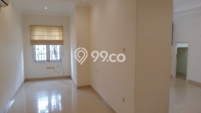 Jual Rumah Mewah Megah Dengan View Eksklusif di Lippo Karawaci, Tangerang Jual Rumah Mewah Megah Dengan View Eksklusif di Lippo Karawaci, Tangerang