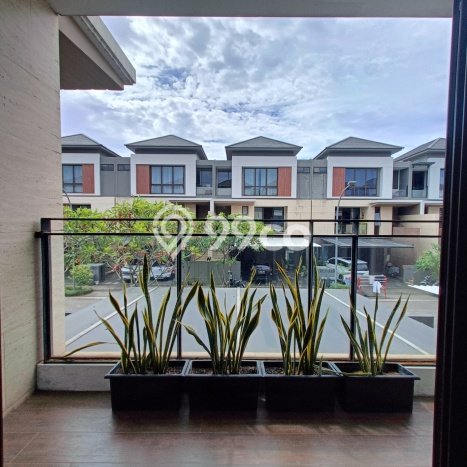 Dijual Rumah Mewah Megah Dengan View Cantik di BSD City, Tangerang Dijual Rumah Mewah Megah Dengan View Cantik di BSD City, Tangerang