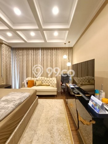 Rumah Mewah LB 262m2 Siap Pakai Desain Elegan di BSD City, Tangerang Rumah Mewah LB 262m2 Siap Pakai Desain Elegan di BSD City, Tangerang