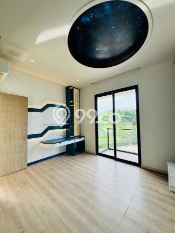 Rumah Elit LB 445m2 Siap Pakai Desain Elegan di BSD City, Tangerang Rumah Elit LB 445m2 Siap Pakai Desain Elegan di BSD City, Tangerang