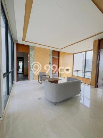 Hunian Elit LB 600m2 Siap Huni Desain Elegan di BSD City, Tangerang Hunian Elit LB 600m2 Siap Huni Desain Elegan di BSD City, Tangerang