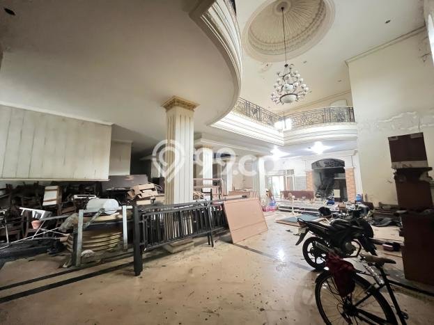 Disewakan Komersial di Sidoarjo Sidoarjo LT 1200m2, LB 1500m2 Disewakan Komersial di Sidoarjo Sidoarjo LT 1200m2, LB 1500m2