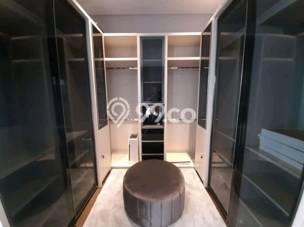 Jual Rumah Mewah Megah Dengan View Cantik di Darmo Permai, Surabaya Jual Rumah Mewah Megah Dengan View Cantik di Darmo Permai, Surabaya