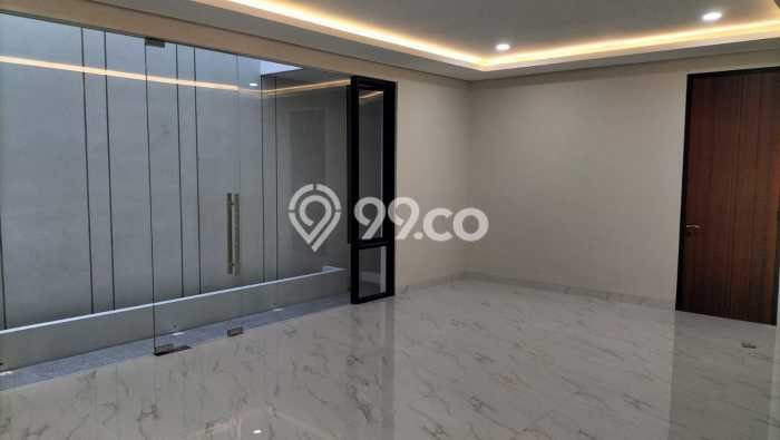 Rumah Eksklusif Siap Huni LT 148m2 di Sambikerep, Surabaya Rumah Eksklusif Siap Huni LT 148m2 di Sambikerep, Surabaya