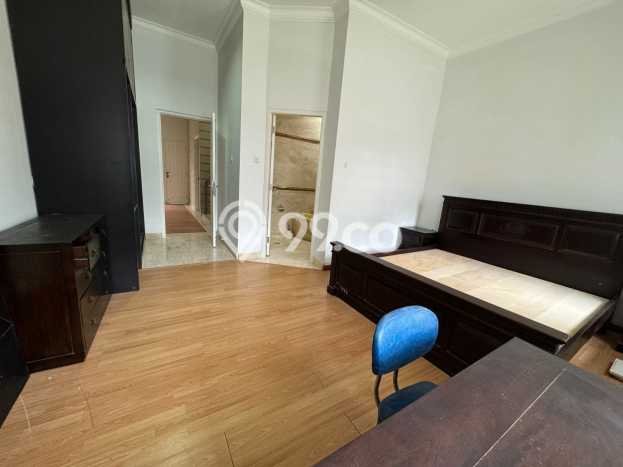 Dijual Rumah Mewah Elegan Dengan View Eksklusif di Pakuwon CIty, Surabaya Dijual Rumah Mewah Elegan Dengan View Eksklusif di Pakuwon CIty, Surabaya