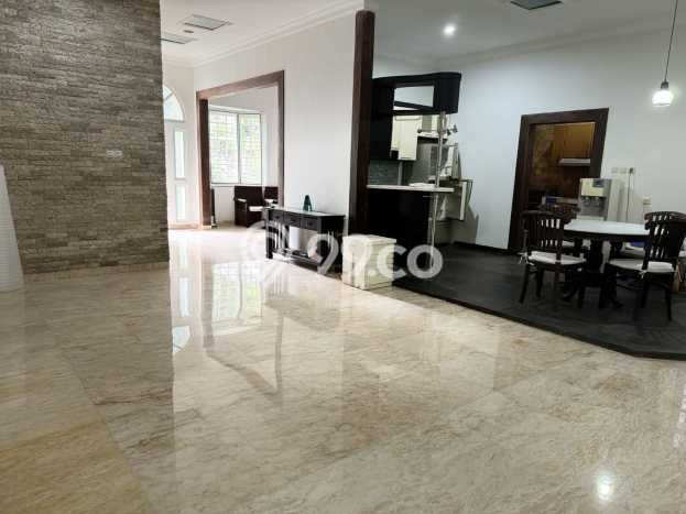 Dijual Rumah Mewah Elegan Dengan View Eksklusif di Pakuwon CIty, Surabaya Dijual Rumah Mewah Elegan Dengan View Eksklusif di Pakuwon CIty, Surabaya