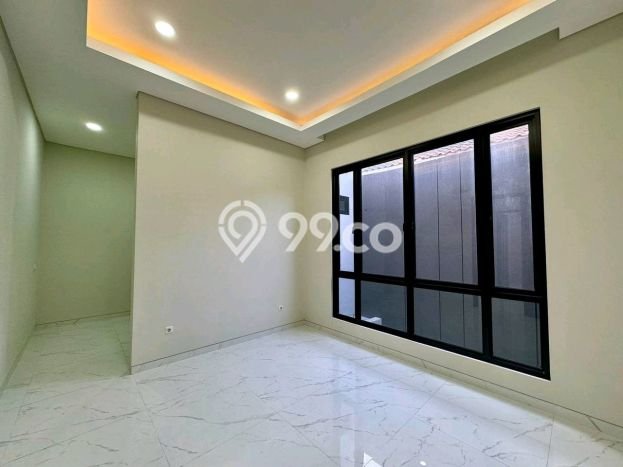 Hunian Mewah LB 200m2 Siap Pakai Desain Elegan di Citraland, Surabaya Hunian Mewah LB 200m2 Siap Pakai Desain Elegan di Citraland, Surabaya