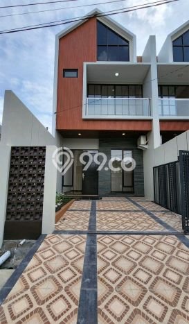 Rumah Luas Asri 3 KT Siap Pakai di Surabaya Kota Surabaya Rumah Luas Asri 3 KT Siap Pakai di Surabaya Kota Surabaya