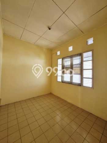 Rumah sewa siap pakai 3 KT di Bintaro, Tangerang Selatan Rumah sewa siap pakai 3 KT di Bintaro, Tangerang Selatan