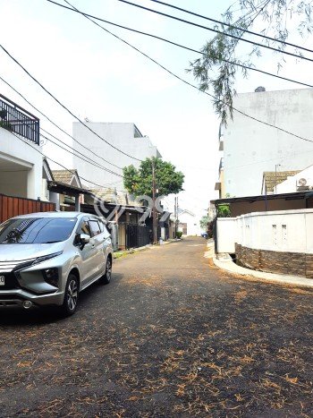 Rumah Modern Minimalis 2 Kamar Bisa Langsung Pindah di BSD Rumah Modern Minimalis 2 Kamar Bisa Langsung Pindah di BSD