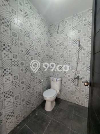 For Sale Hunian Rumah Terawat 4 Kamar di Bintaro, Tangerang Selatan For Sale Hunian Rumah Terawat 4 Kamar di Bintaro, Tangerang Selatan