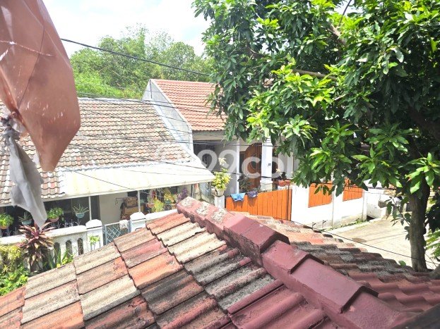 Rumah Strategis Modern Lb 204m2 di Pondok Aren, Tangerang Selatan Rumah Strategis Modern Lb 204m2 di Pondok Aren, Tangerang Selatan