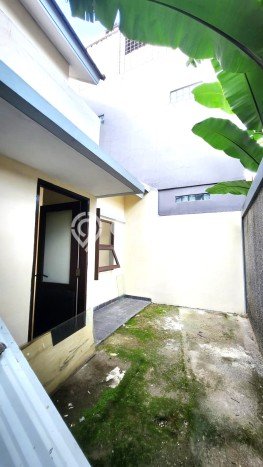 Rumah Modern Cantik 2 Kamar Siap Huni di Ciputat Timur Rumah Modern Cantik 2 Kamar Siap Huni di Ciputat Timur