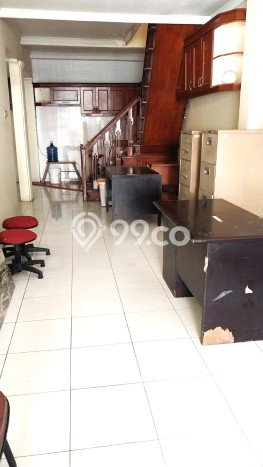 Dijual Hunian Rumah Terawat 3 KT di Bintaro, Tangerang Selatan Dijual Hunian Rumah Terawat 3 KT di Bintaro, Tangerang Selatan