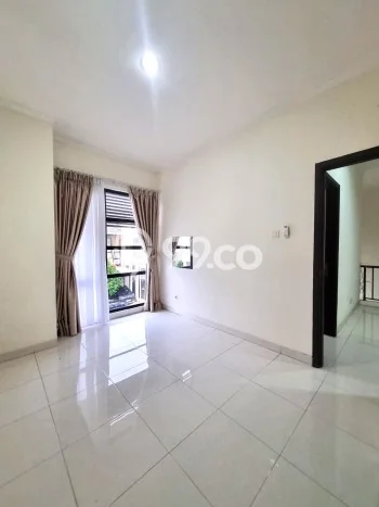 Rumah Kontrakan Tangerang Selatan LT 127m2 LB 120m2 Kawasan Bintaro Rumah Kontrakan Tangerang Selatan LT 127m2 LB 120m2 Kawasan Bintaro