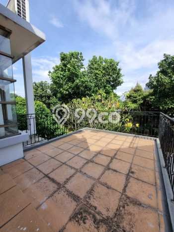 Rumah Luxury Modern Siap Huni di Bintaro Tangerang Selatan Rumah Luxury Modern Siap Huni di Bintaro Tangerang Selatan
