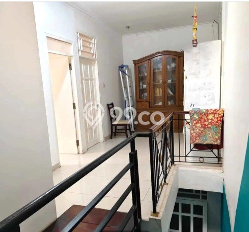 Rumah Strategis Minimalis Lb 90m2 di Pondok Aren, Tangerang Selatan Rumah Strategis Minimalis Lb 90m2 di Pondok Aren, Tangerang Selatan