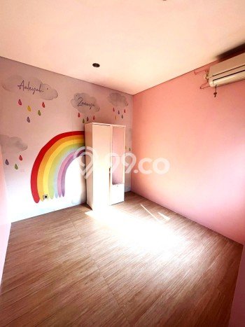 For Sale Rumah 4 Kamar Lokasi Strategis Nyaman dan Strategis di Ciputat Timur For Sale Rumah 4 Kamar Lokasi Strategis Nyaman dan Strategis di Ciputat Timur