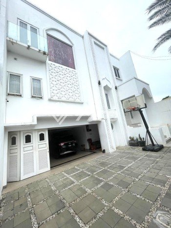 For Sale Rumah Mewah Exclusive di Pamulang, Tangerang Selatan For Sale Rumah Mewah Exclusive di Pamulang, Tangerang Selatan