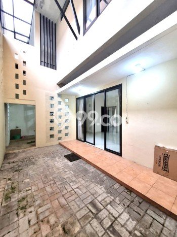 Rumah Kontrakan Tangerang Selatan LT 127m2 LB 120m2 Kawasan Bintaro Rumah Kontrakan Tangerang Selatan LT 127m2 LB 120m2 Kawasan Bintaro