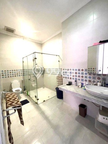 For Sale Rumah Mewah Exclusive di Pamulang, Tangerang Selatan For Sale Rumah Mewah Exclusive di Pamulang, Tangerang Selatan