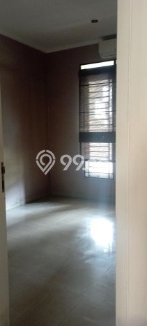 Ready to Use! Premium House LT 180m2 Desain Elegan di Sektor 5 - Bintaro Ready to Use! Premium House LT 180m2 Desain Elegan di Sektor 5 - Bintaro