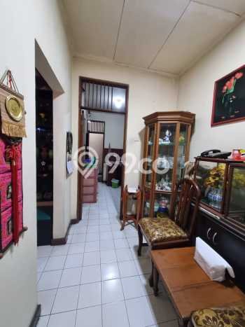 Rumah Minimalis 4 KT di Bintaro Tangerang Selatan Unfurnished Rumah Minimalis 4 KT di Bintaro Tangerang Selatan Unfurnished