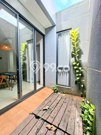Rumah Modern 2 KT di Bintaro Tangerang Selatan Semi Furnished Rumah Modern 2 KT di Bintaro Tangerang Selatan Semi Furnished