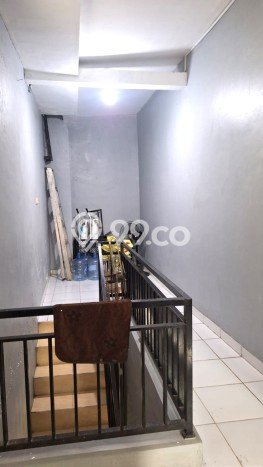 Hunian Cantik Minimalis Lb 100m2 di Serpong, Tangerang Selatan Hunian Cantik Minimalis Lb 100m2 di Serpong, Tangerang Selatan