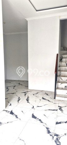 Jual Rumah Favorit Siap Huni LB 120m2 di Jagakarsa, Jakarta Selatan Jual Rumah Favorit Siap Huni LB 120m2 di Jagakarsa, Jakarta Selatan
