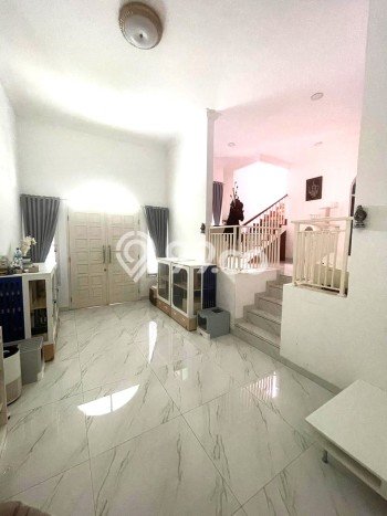 For Sale Rumah Mewah Exclusive di Pamulang, Tangerang Selatan For Sale Rumah Mewah Exclusive di Pamulang, Tangerang Selatan