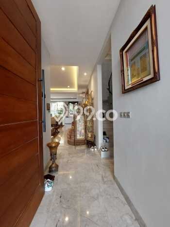 Rumah Mewah LB 324m2 Siap Pakai Desain Elegan di Bintaro, Tangerang Selatan Rumah Mewah LB 324m2 Siap Pakai Desain Elegan di Bintaro, Tangerang Selatan