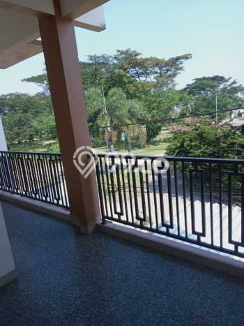 Rumah Luas Asri 4 KT Siap Pakai di Sentul City Bogor Rumah Luas Asri 4 KT Siap Pakai di Sentul City Bogor