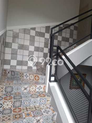 Rumah Modern 4 KT LT 180m2 di Sentul City Rumah Modern 4 KT LT 180m2 di Sentul City