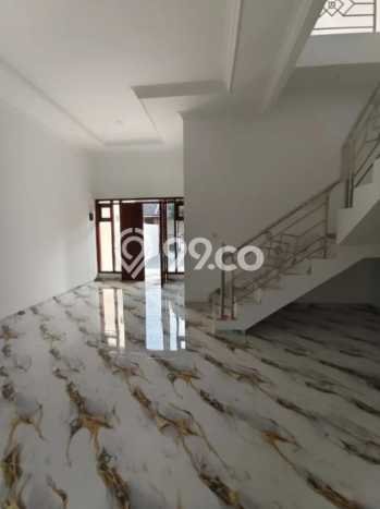 Rumah di Arcamanik, Bandung, LT 130m2m² Bangunan 150m2m² - SEGERA MILIKI! Rumah di Arcamanik, Bandung, LT 130m2m² Bangunan 150m2m² - SEGERA MILIKI!