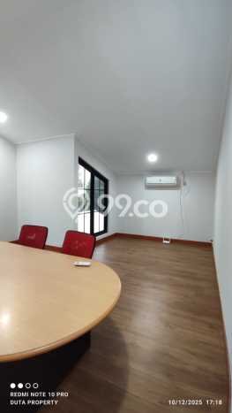 Rumah Modern 4 KT LT 330m2 di Cihanjuang Rumah Modern 4 KT LT 330m2 di Cihanjuang